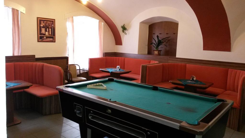 Hotel Club Vranovská Ves Extérieur photo