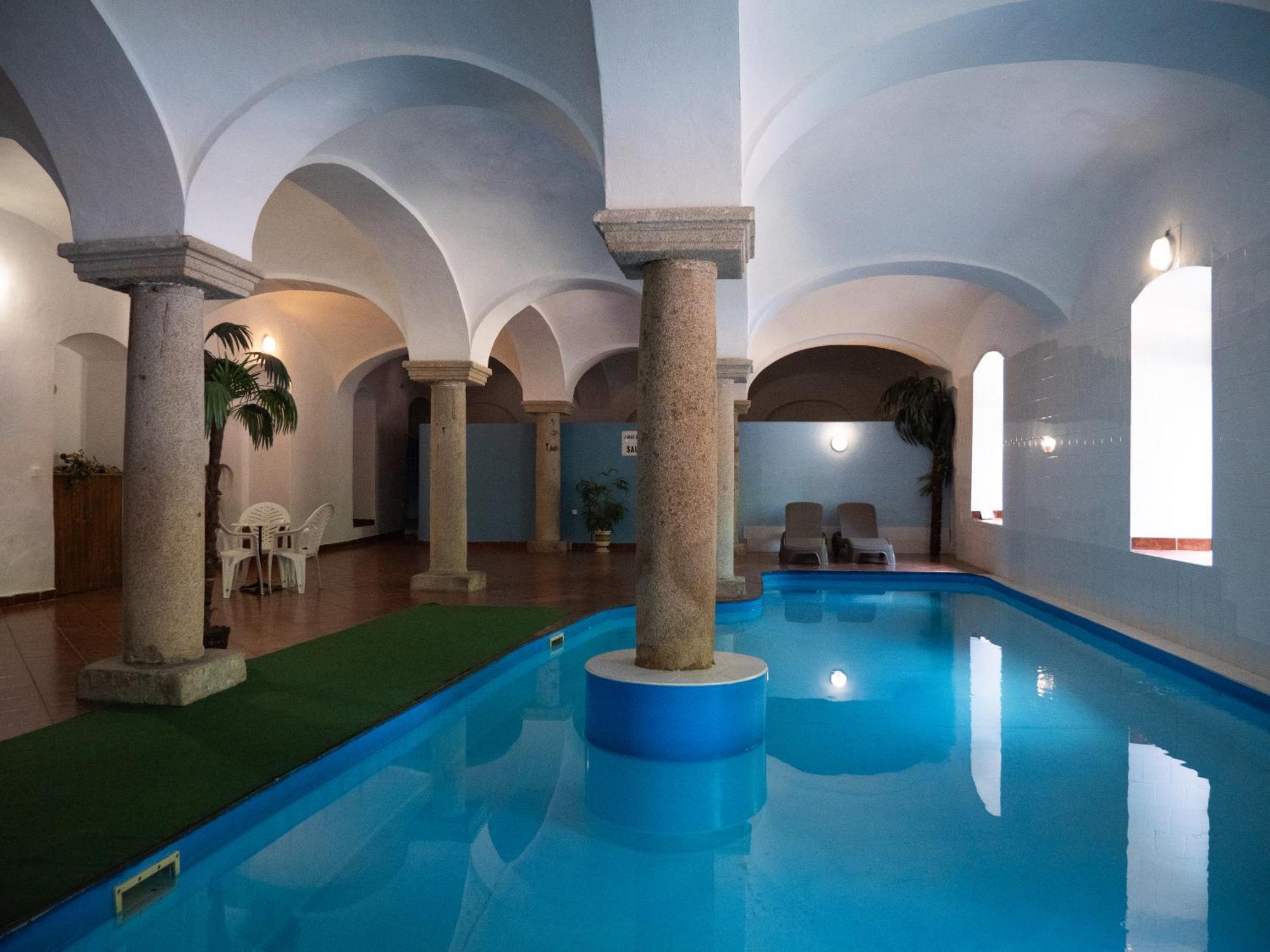 Hotel Club Vranovská Ves Extérieur photo