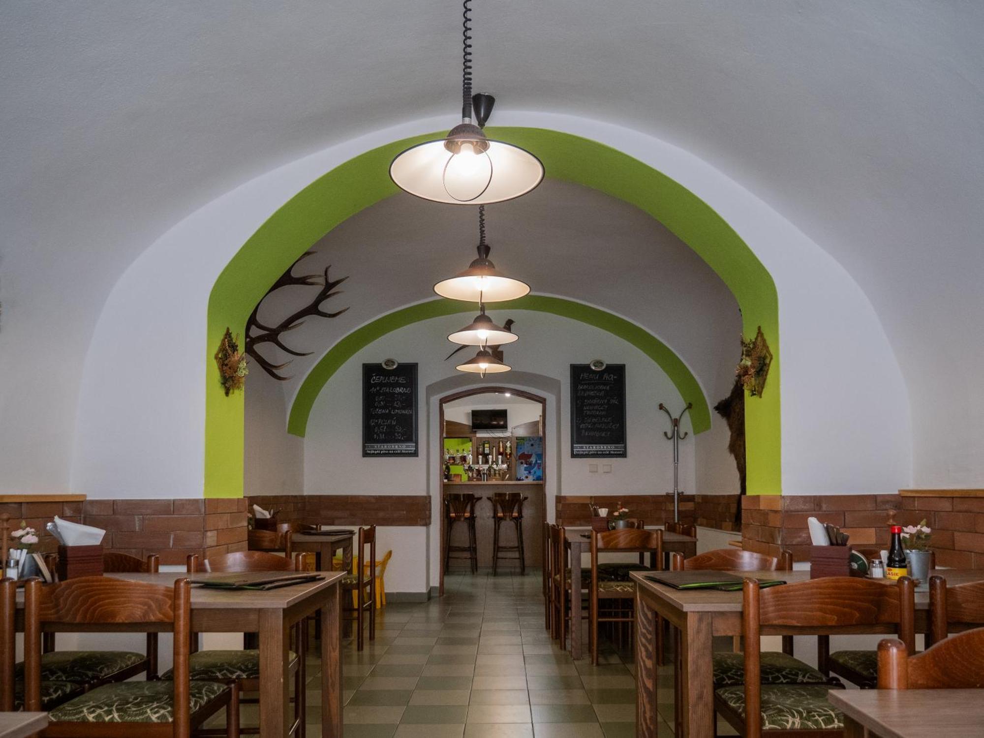 Hotel Club Vranovská Ves Extérieur photo